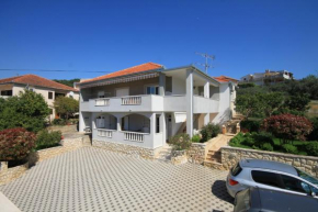 Гостиница Apartments by the sea Trogir - 8683  Трогир